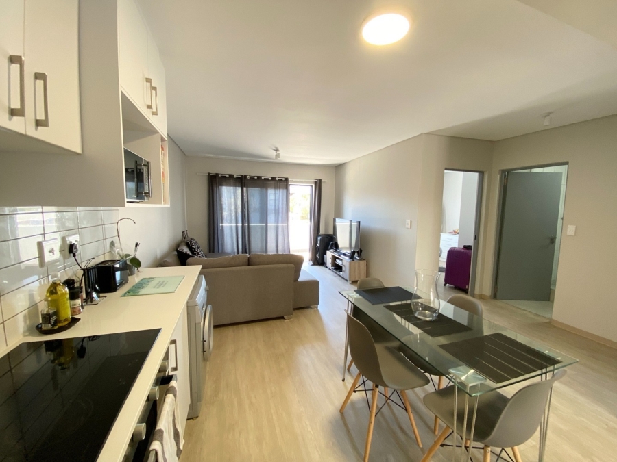 To Let 2 Bedroom Property for Rent in Somerset West Western Cape